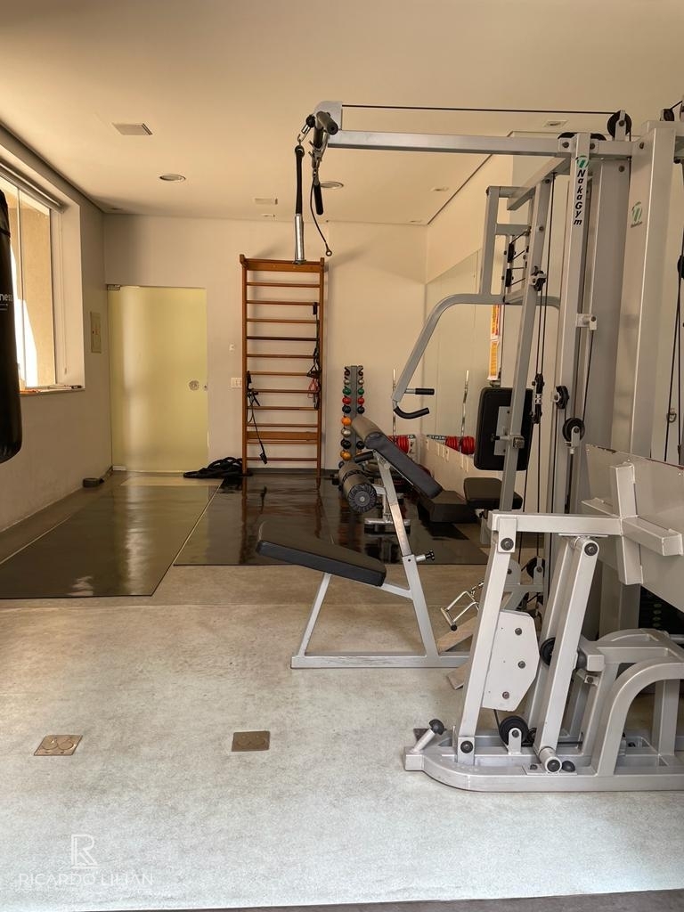 Apartamento à venda com 3 quartos, 275m² - Foto 41