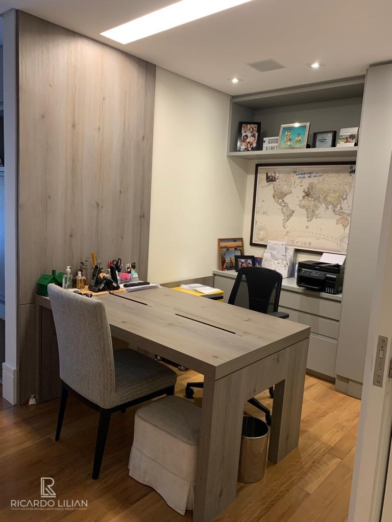 Apartamento à venda com 3 quartos, 275m² - Foto 32