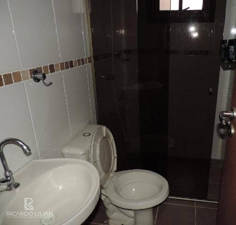 Casa de Condomínio à venda com 3 quartos, 250m² - Foto 17