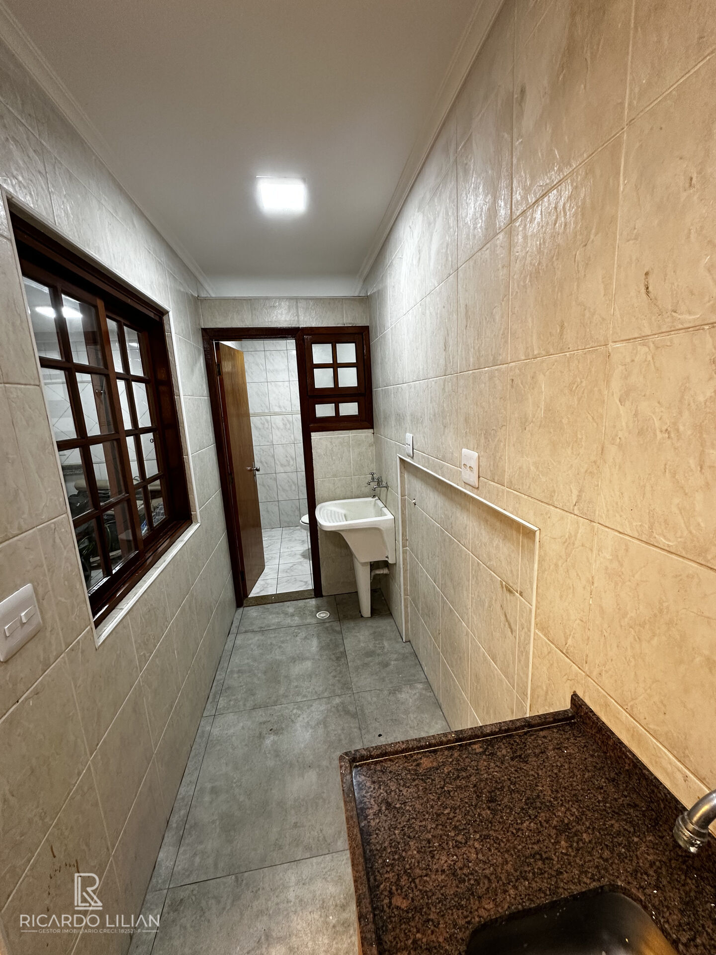 Sobrado à venda com 7 quartos, 380m² - Foto 14