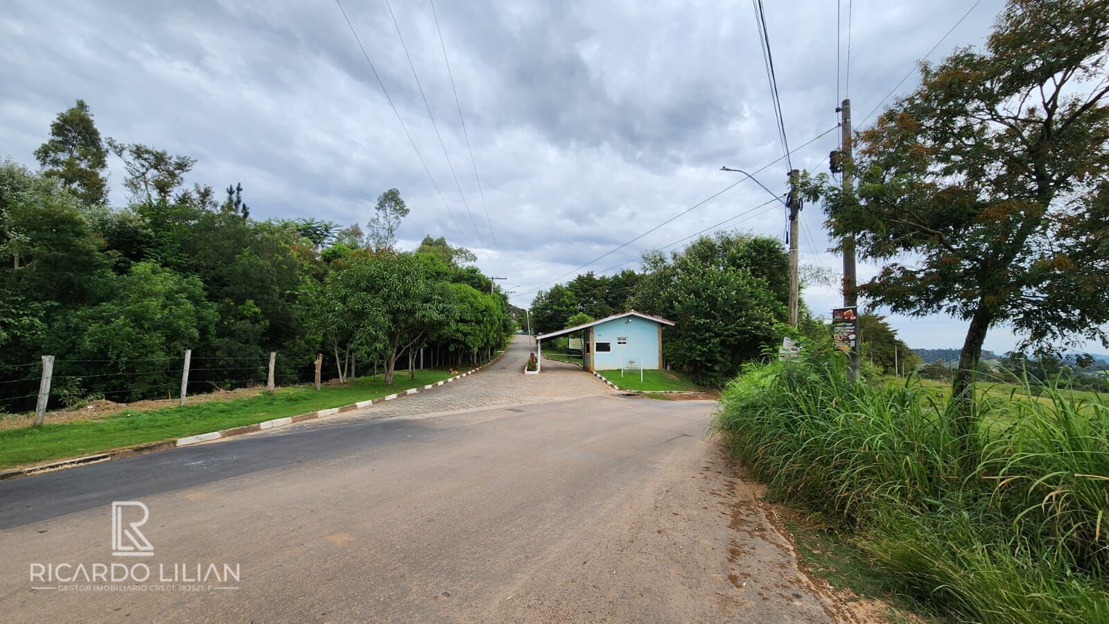 Terreno à venda, 947m² - Foto 1