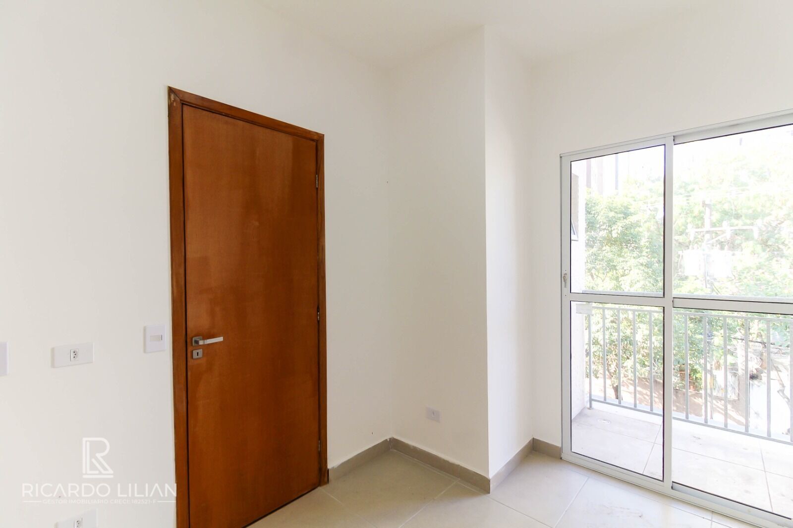 Apartamento à venda com 1 quarto, 30m² - Foto 14