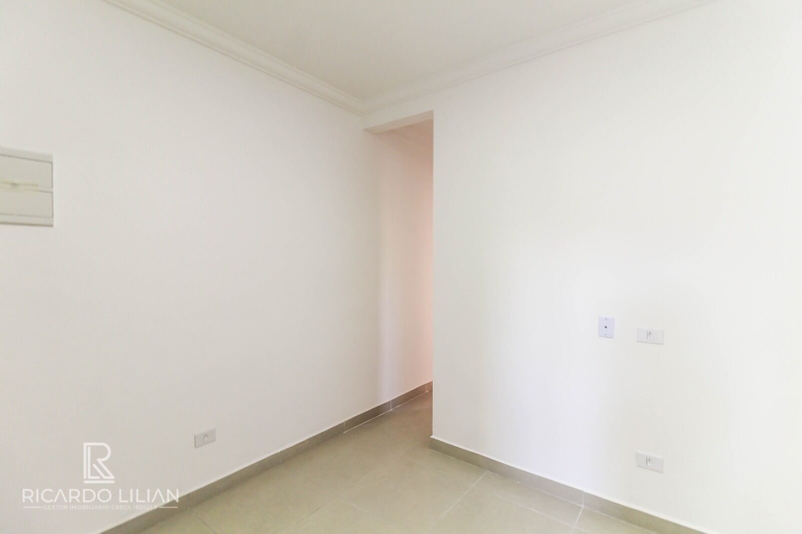 Apartamento à venda com 1 quarto, 30m² - Foto 4