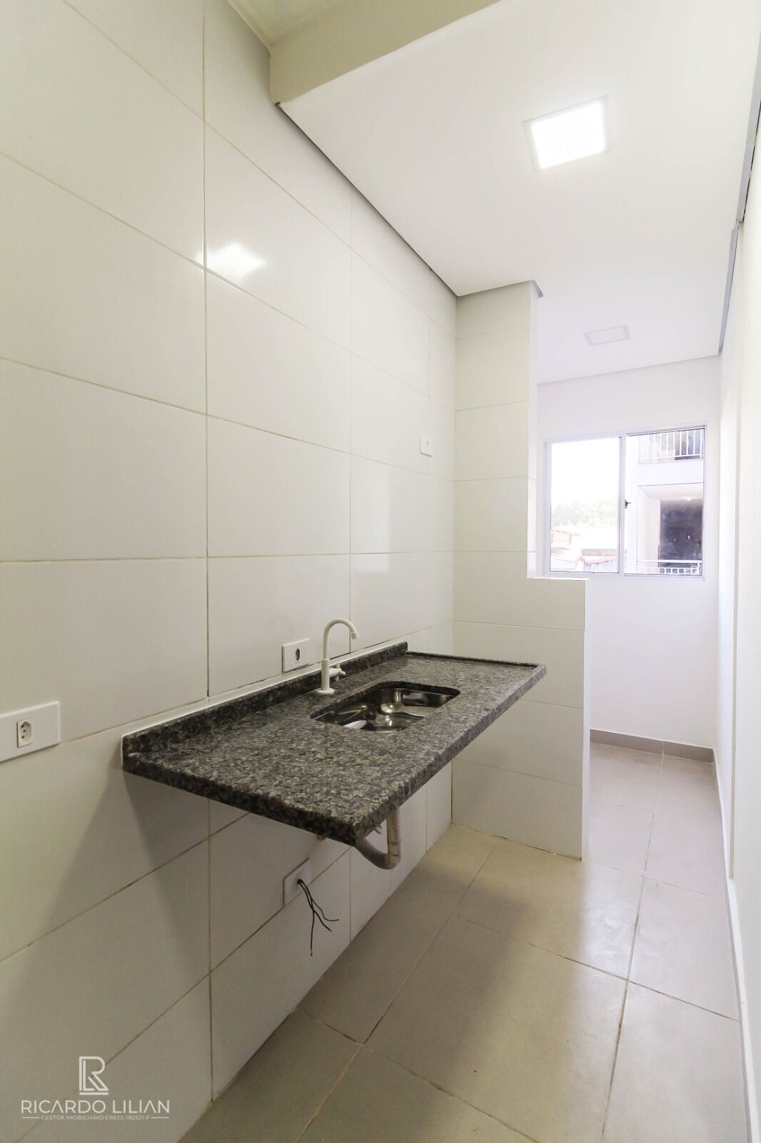 Apartamento à venda com 1 quarto, 30m² - Foto 9