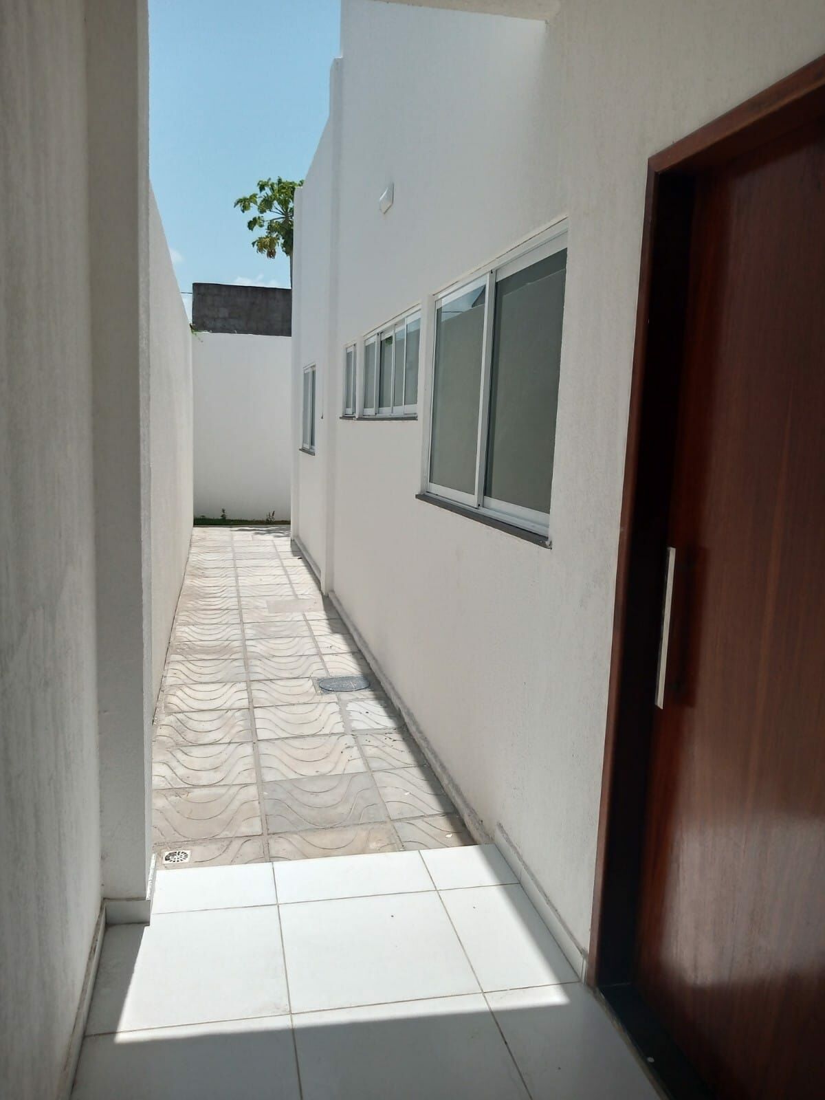 Casa à venda com 2 quartos, 60m² - Foto 11