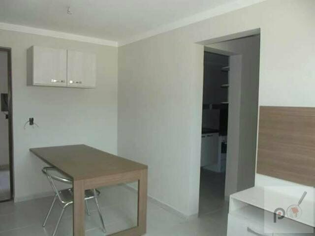 Apartamento à venda com 2 quartos, 48m² - Foto 3