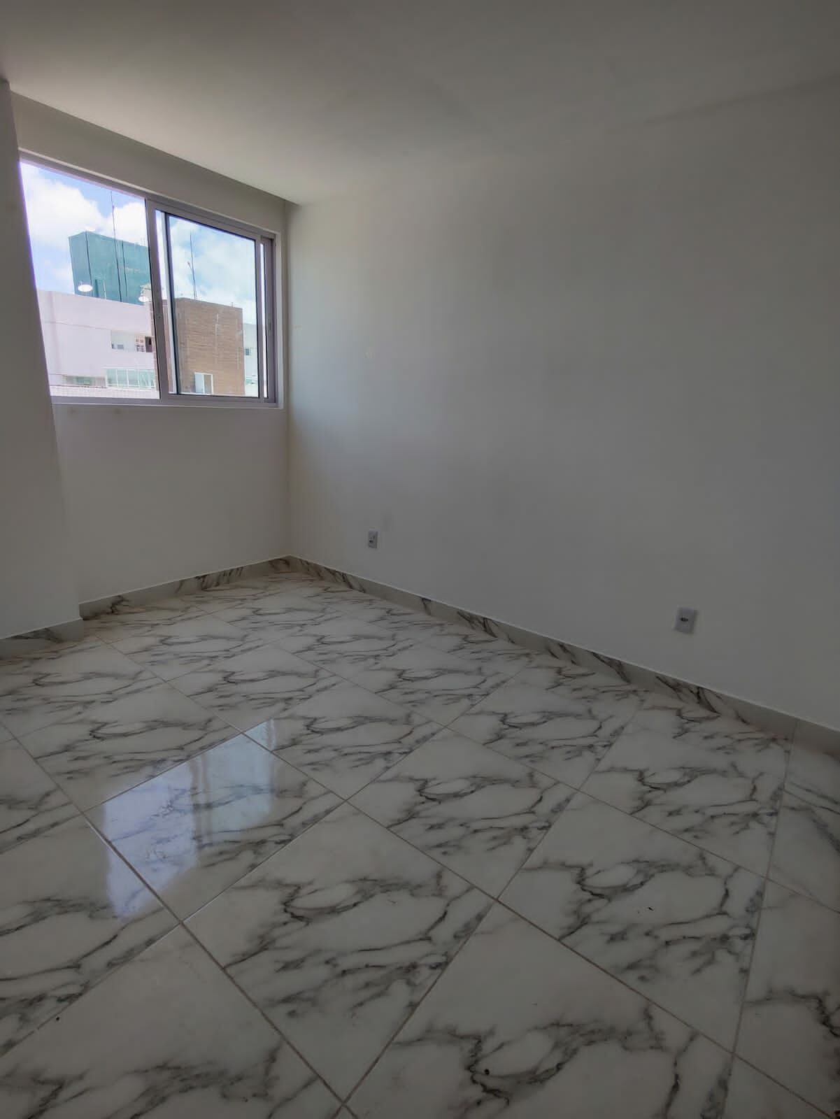 Apartamento à venda com 2 quartos - Foto 2