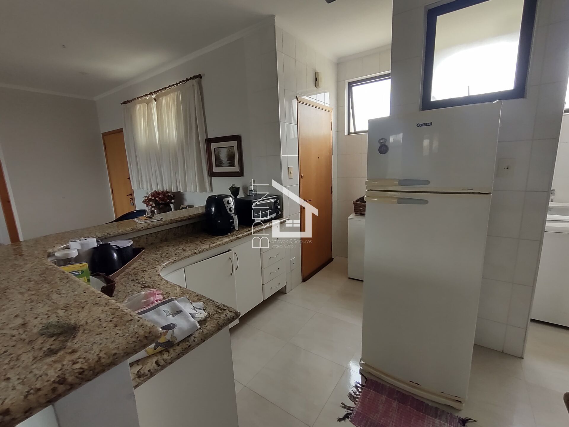 Apartamento à venda com 3 quartos, 134m² - Foto 7