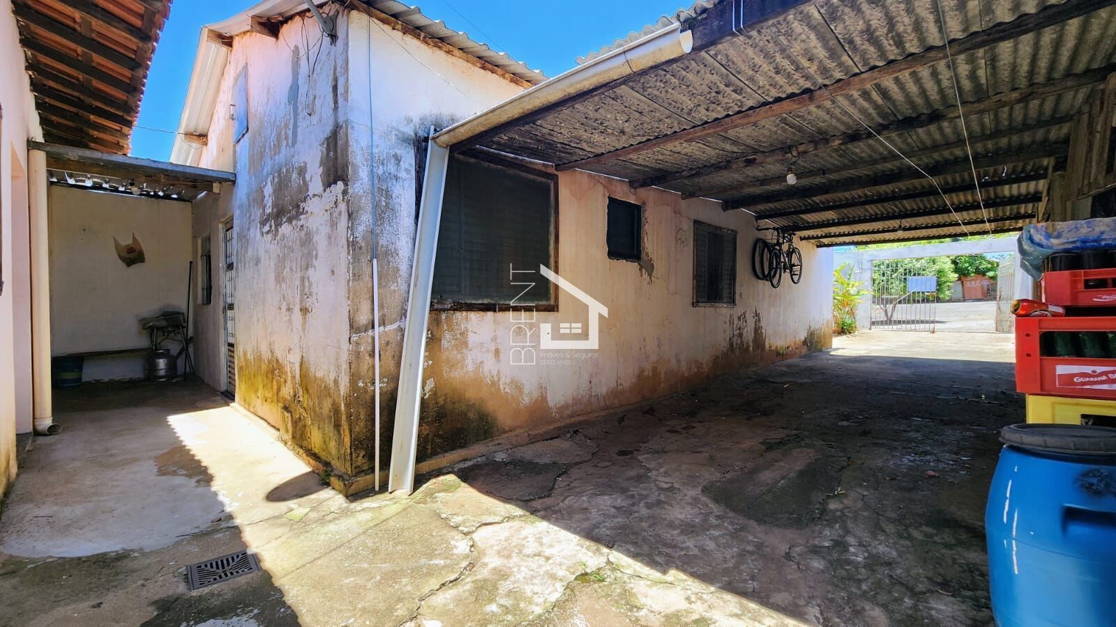 Casa à venda com 5 quartos, 200m² - Foto 17