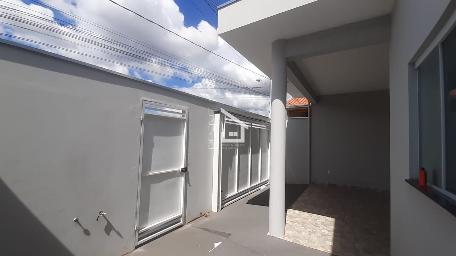 Casa à venda com 2 quartos, 93m² - Foto 4