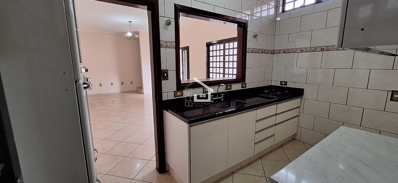 Sobrado à venda com 3 quartos, 156m² - Foto 4