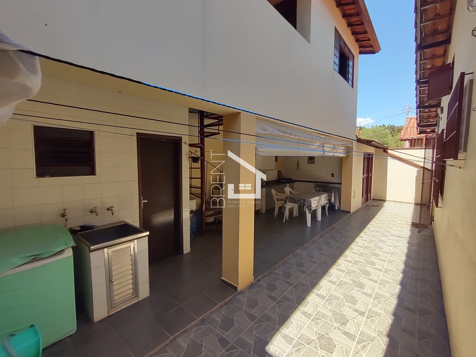 Casa à venda com 3 quartos, 191m² - Foto 16