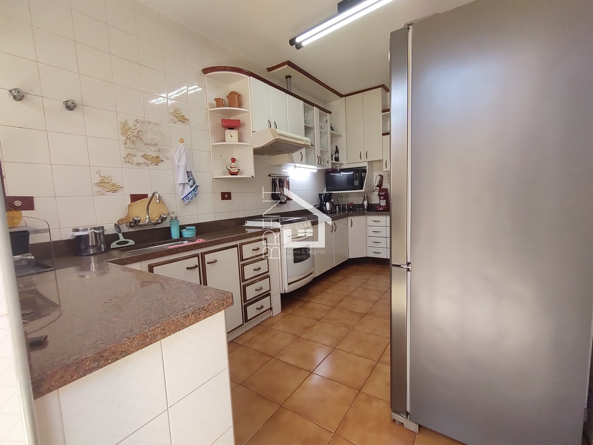 Casa à venda com 3 quartos, 191m² - Foto 13