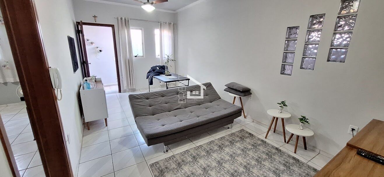 Casa à venda com 2 quartos, 105m² - Foto 1