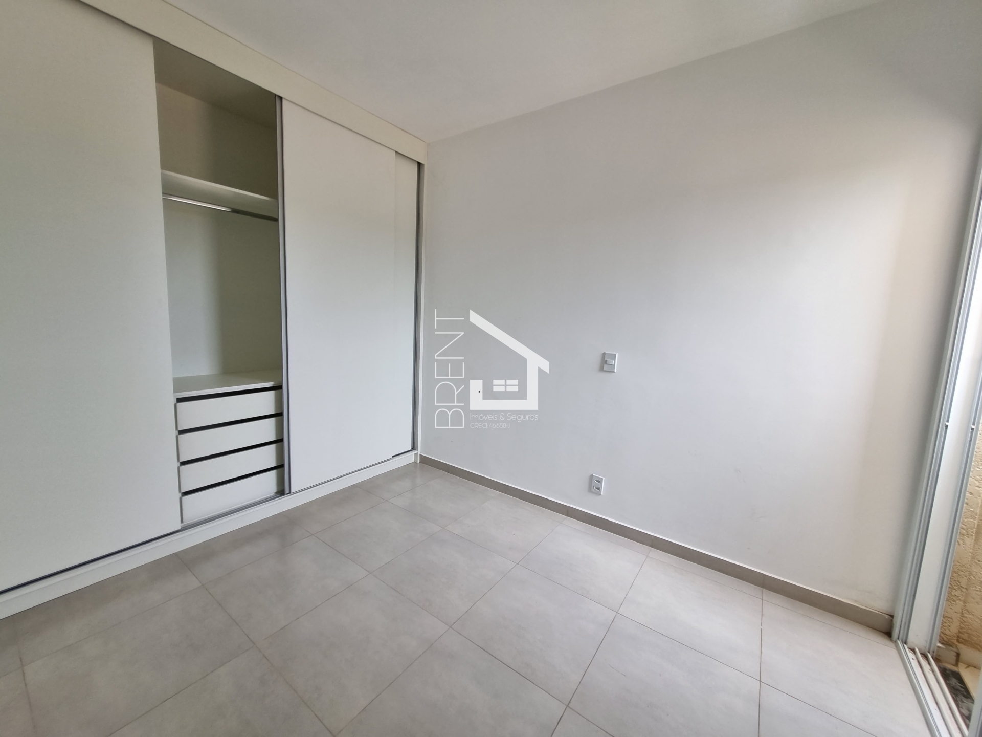 Apartamento à venda com 2 quartos, 59m² - Foto 6