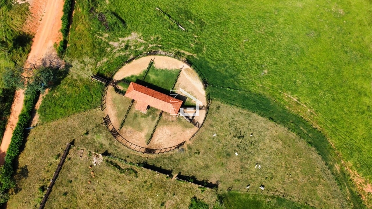 Fazenda à venda, 5276799m² - Foto 1