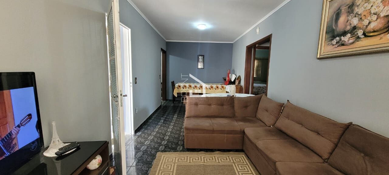 Casa à venda com 2 quartos, 97m² - Foto 4