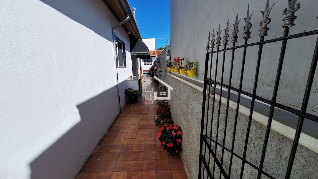Casa à venda com 3 quartos, 149m² - Foto 12