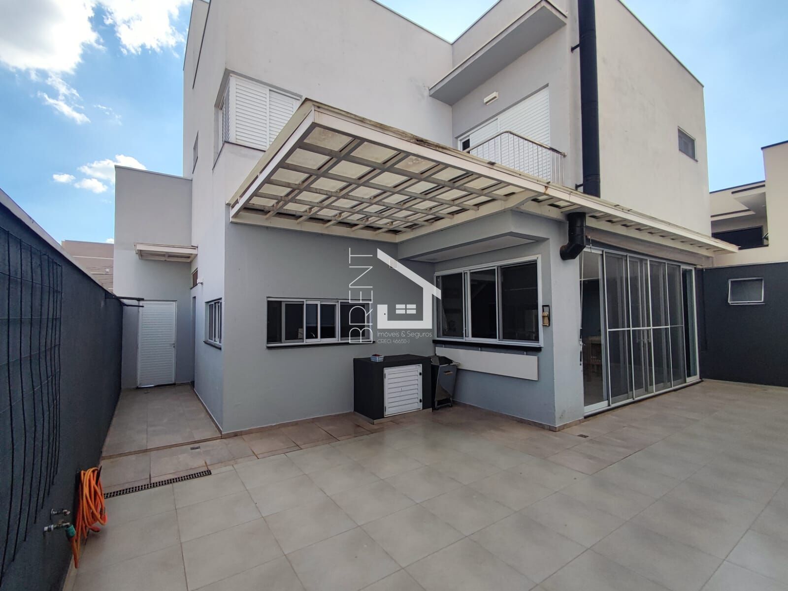 Casa à venda com 4 quartos, 245m² - Foto 23