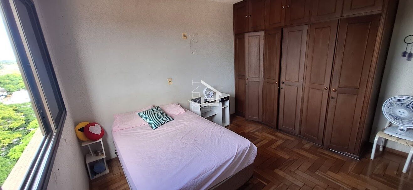 Apartamento à venda com 3 quartos, 212m² - Foto 9