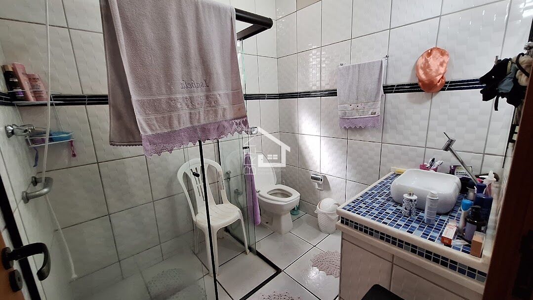 Casa à venda com 5 quartos, 139m² - Foto 12