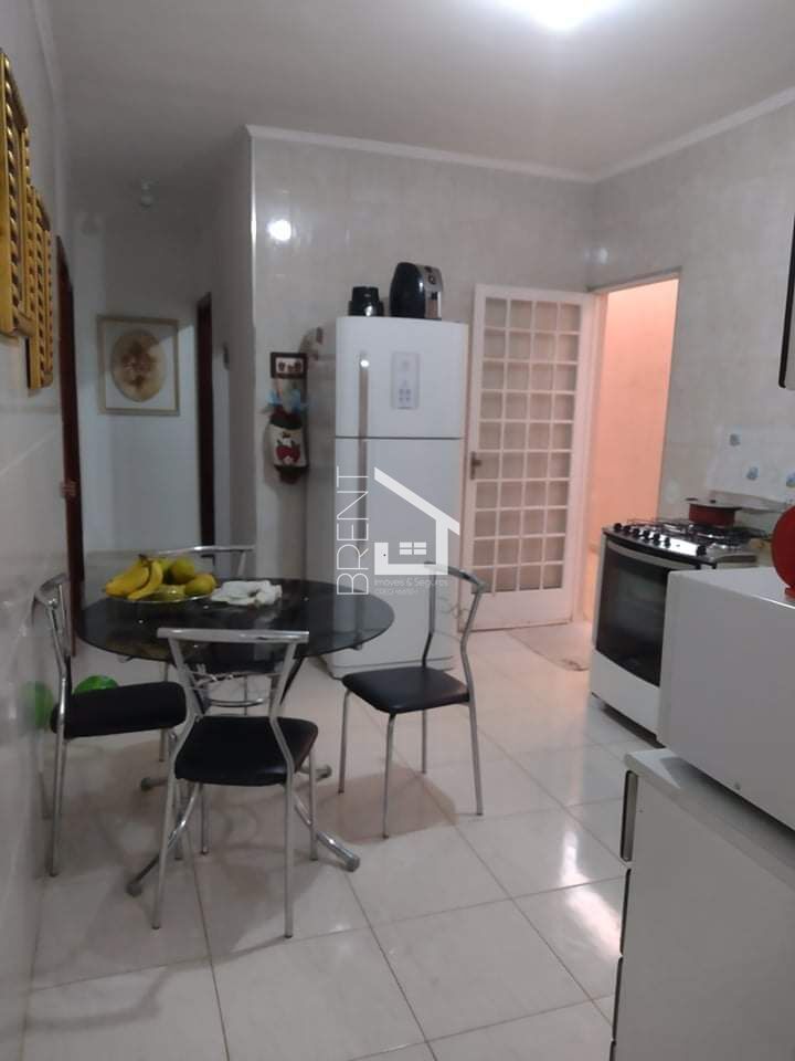 Casa à venda com 2 quartos, 95m² - Foto 3