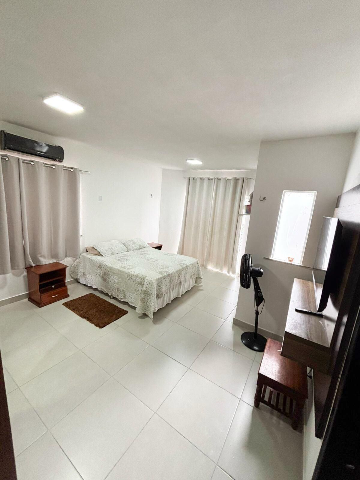 Casa à venda com 4 quartos, 180m² - Foto 11