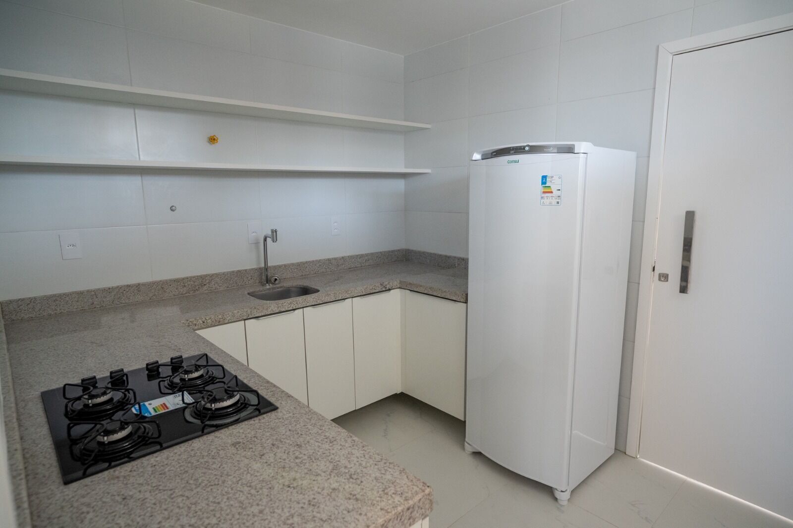 Apartamento à venda com 3 quartos, 84m² - Foto 21