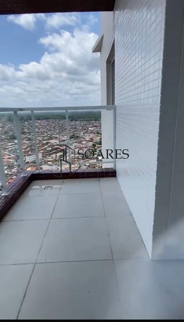 Apartamento à venda com 2 quartos, 62m² - Foto 3