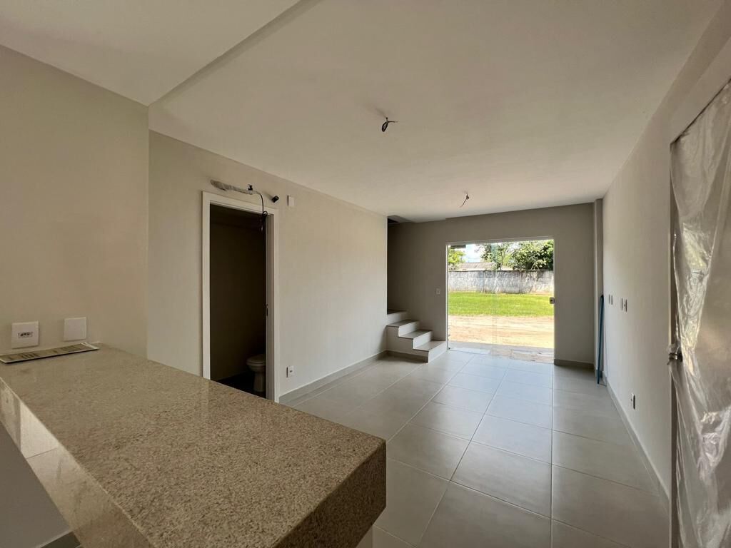 Casa à venda com 3 quartos, 114m² - Foto 5