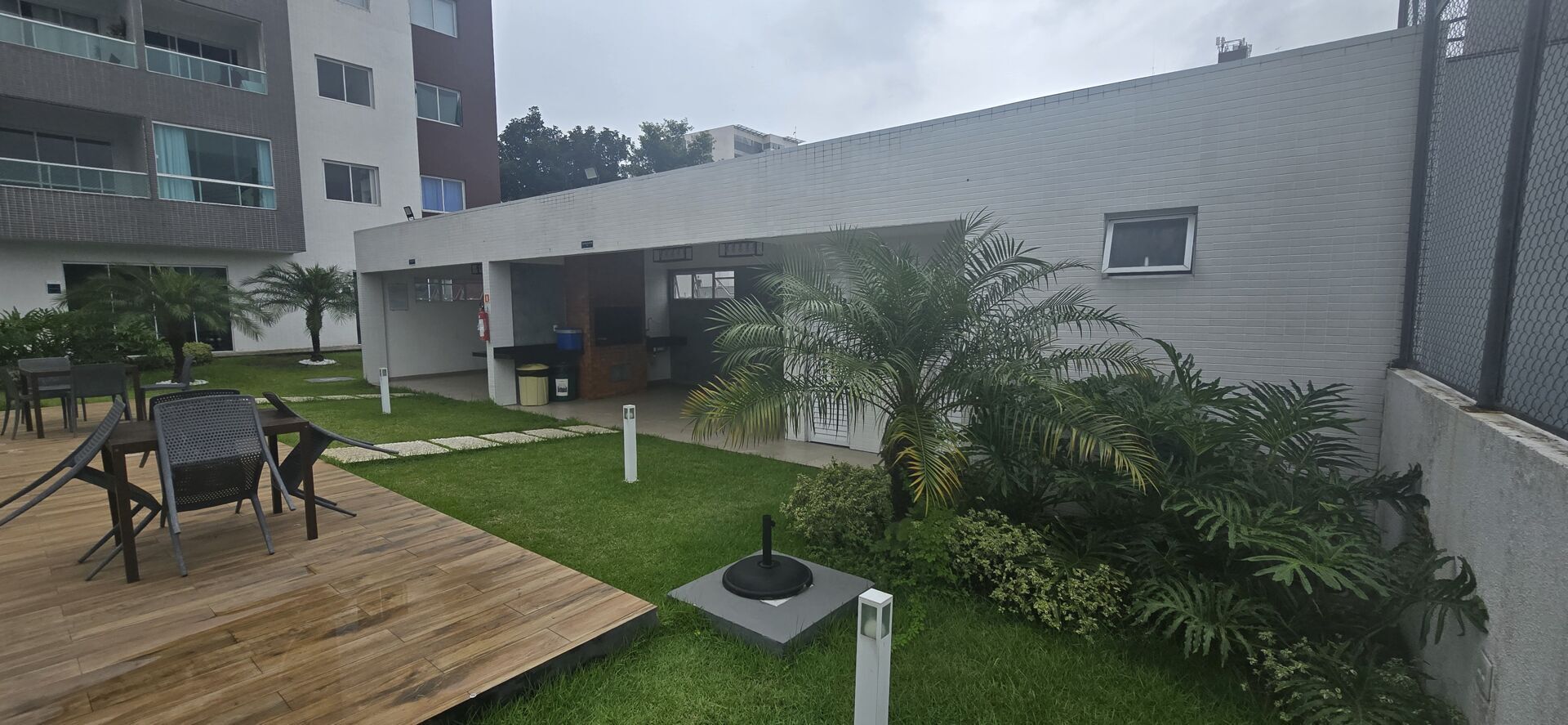 Apartamento à venda com 3 quartos, 90m² - Foto 1