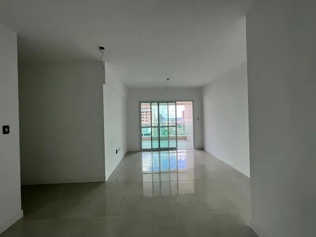 Apartamento à venda com 3 quartos, 114m² - Foto 2