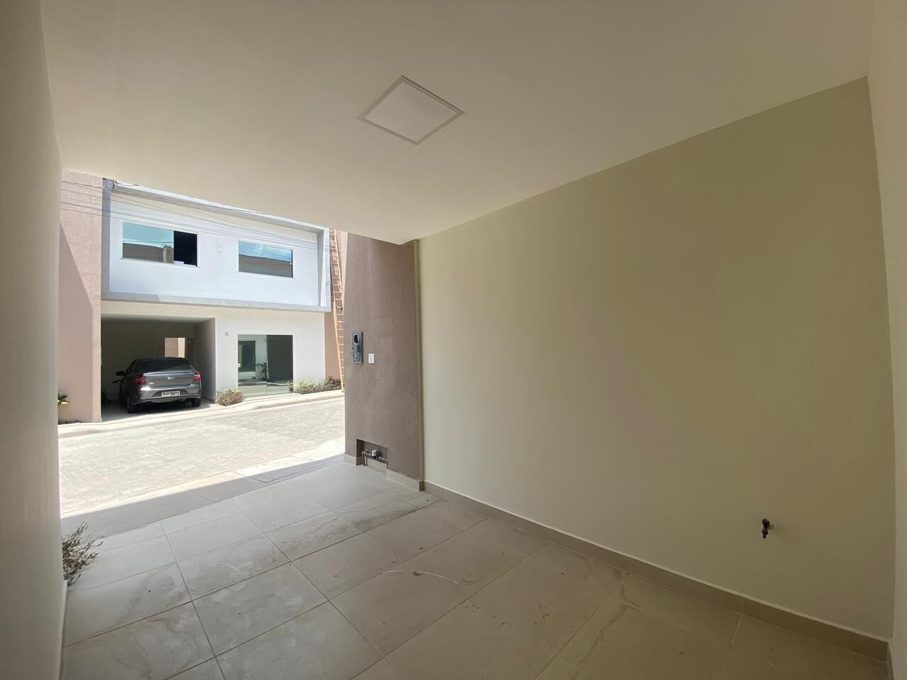 Casa à venda com 3 quartos, 114m² - Foto 8