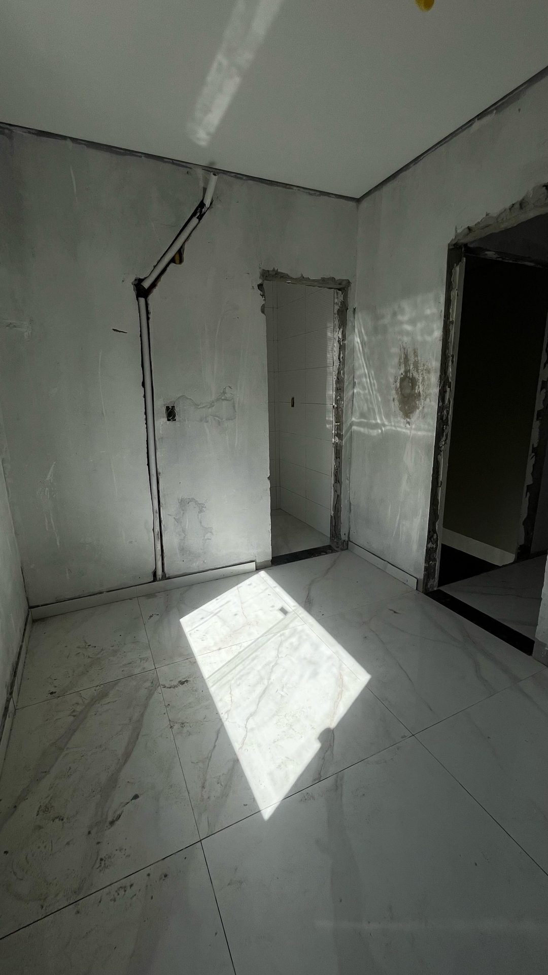 Apartamento à venda com 3 quartos, 140m² - Foto 3