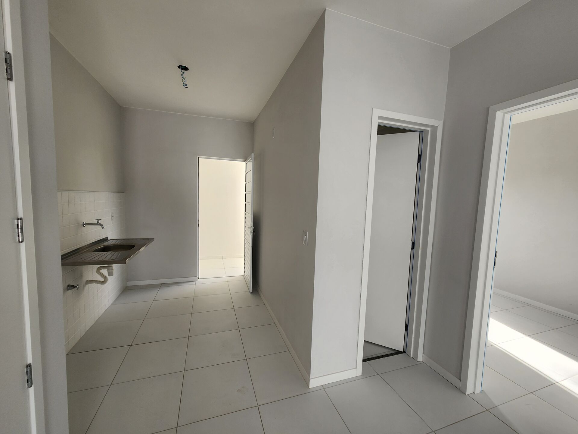 Apartamento à venda com 2 quartos, 56m² - Foto 12