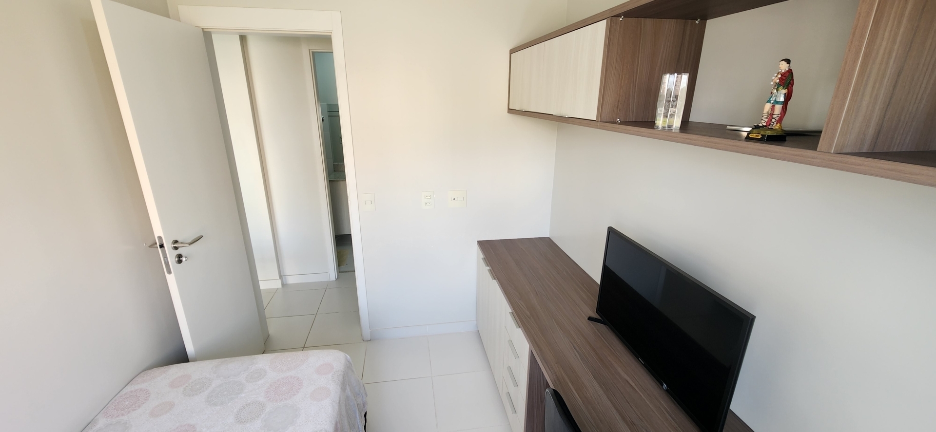 Apartamento à venda com 3 quartos, 96m² - Foto 11