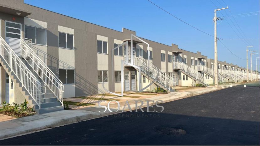 Casa à venda com 2 quartos, 53m² - Foto 4