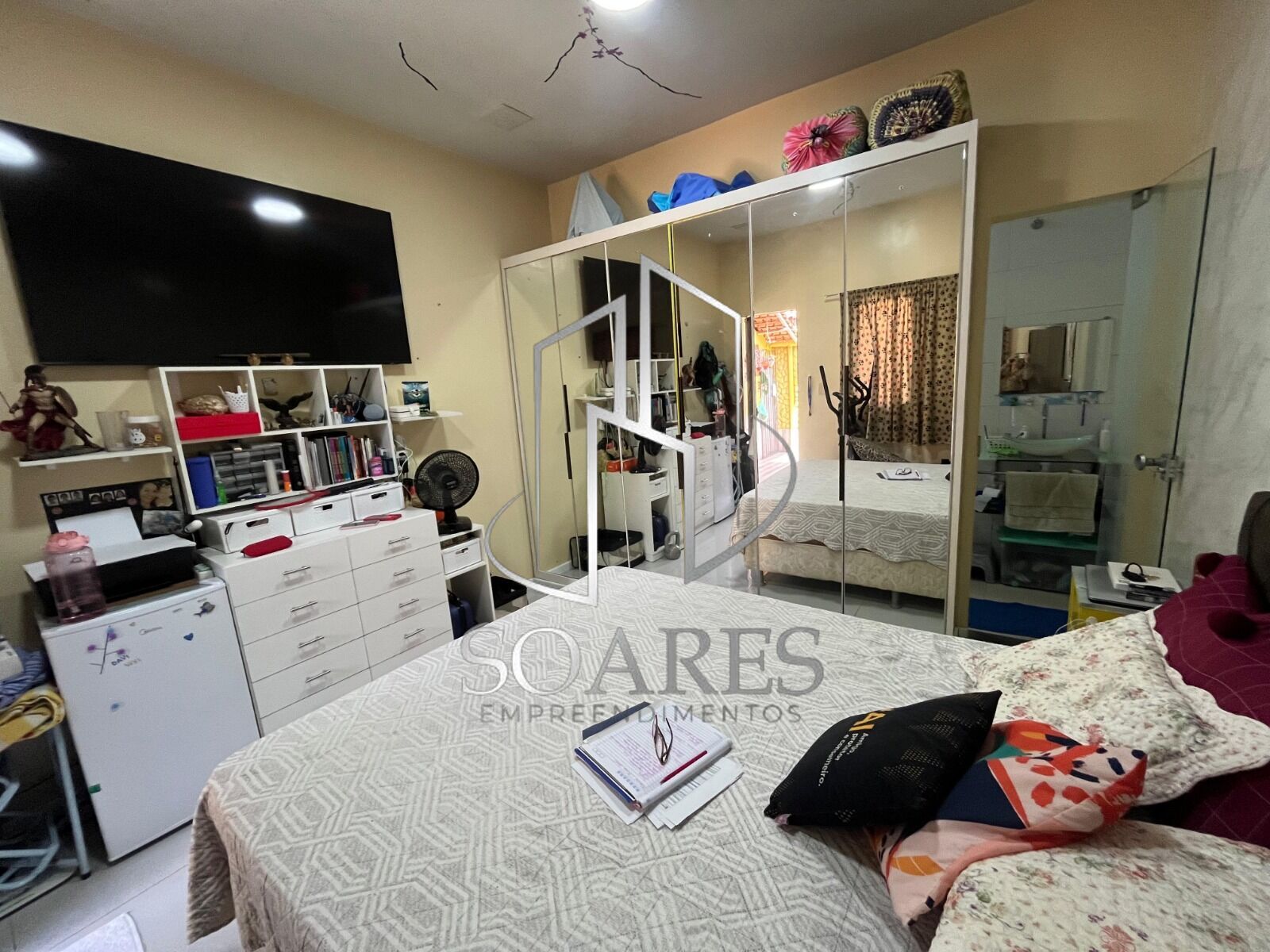 Casa à venda com 3 quartos, 200m² - Foto 11