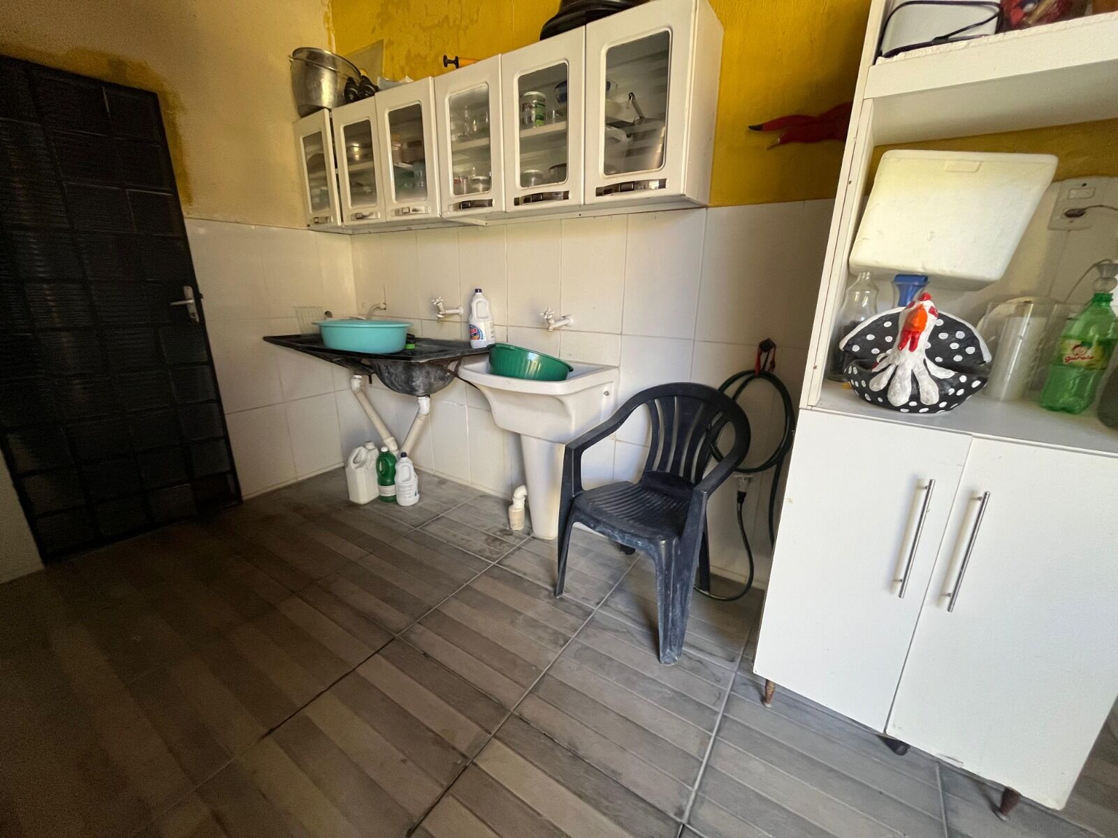 Casa à venda com 3 quartos, 200m² - Foto 2