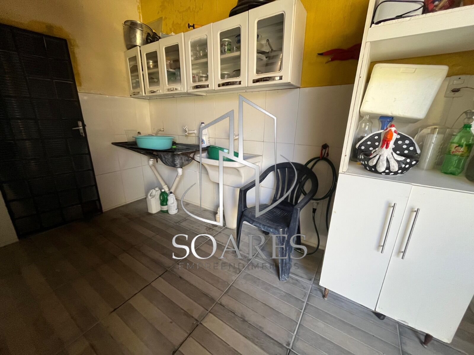 Casa à venda com 3 quartos, 200m² - Foto 2