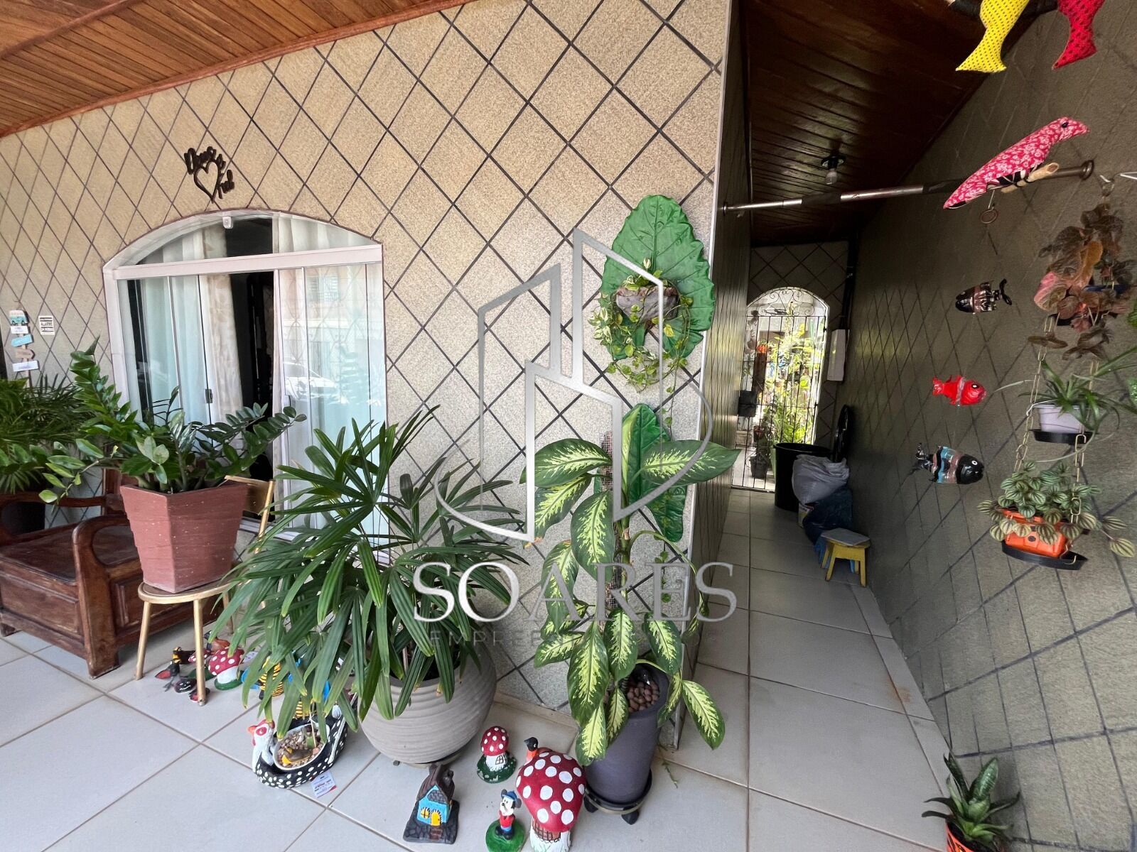 Casa à venda com 3 quartos, 200m² - Foto 25