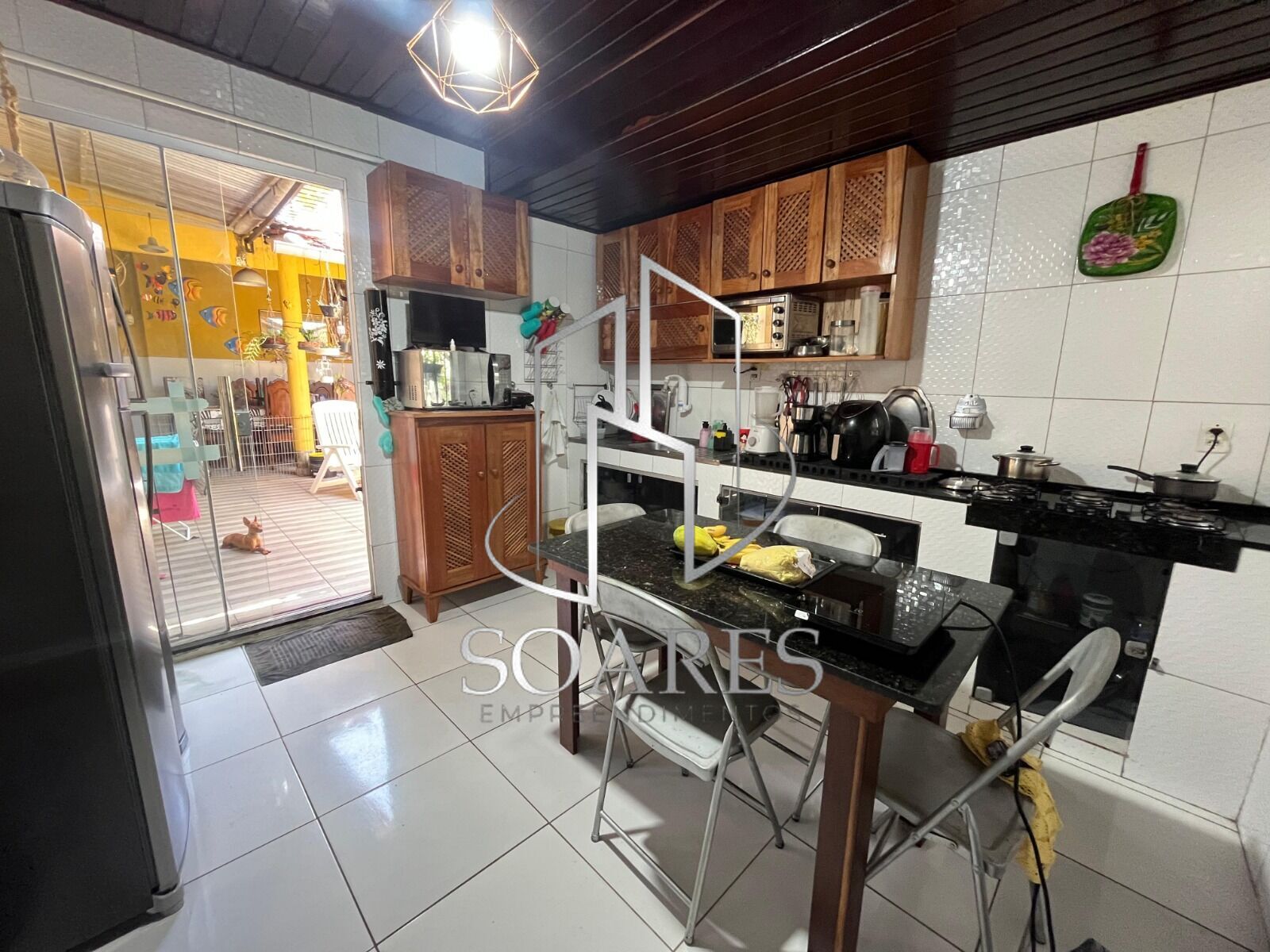 Casa à venda com 3 quartos, 200m² - Foto 8