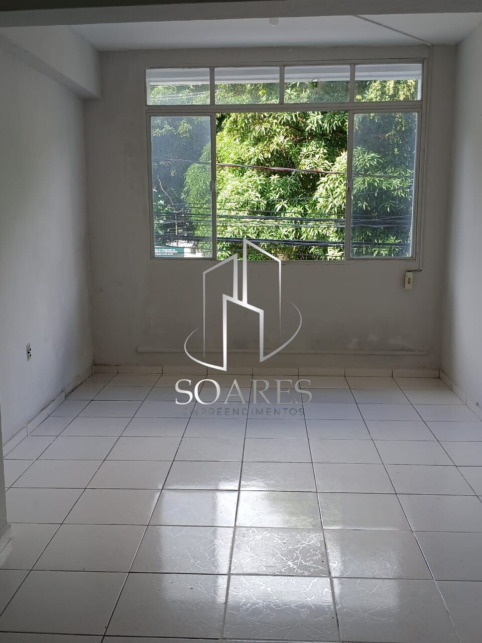 Casa à venda com 3 quartos, 147m² - Foto 1
