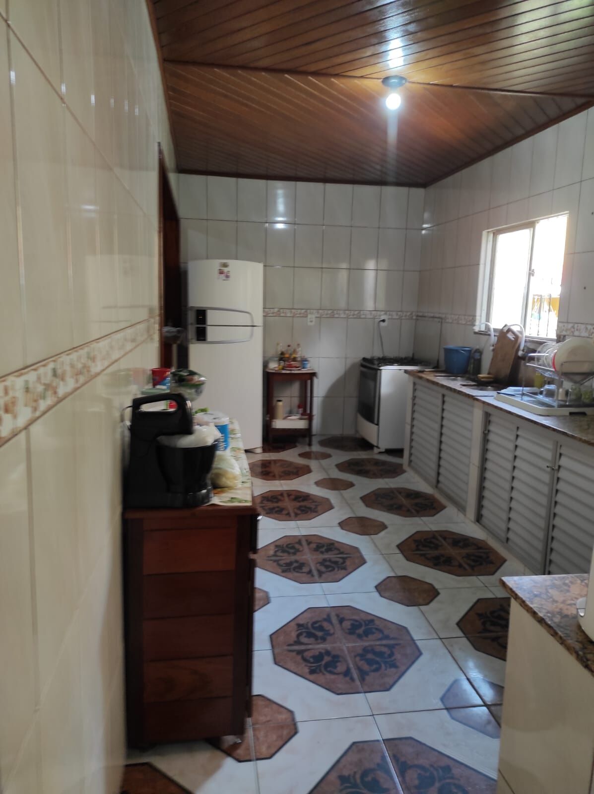 Casa à venda com 3 quartos, 200m² - Foto 10