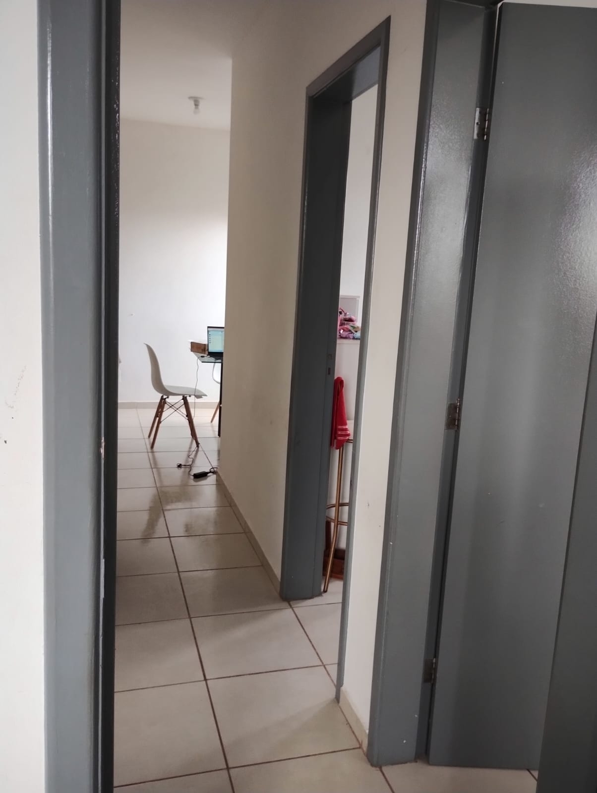 Apartamento à venda com 3 quartos, 75m² - Foto 4