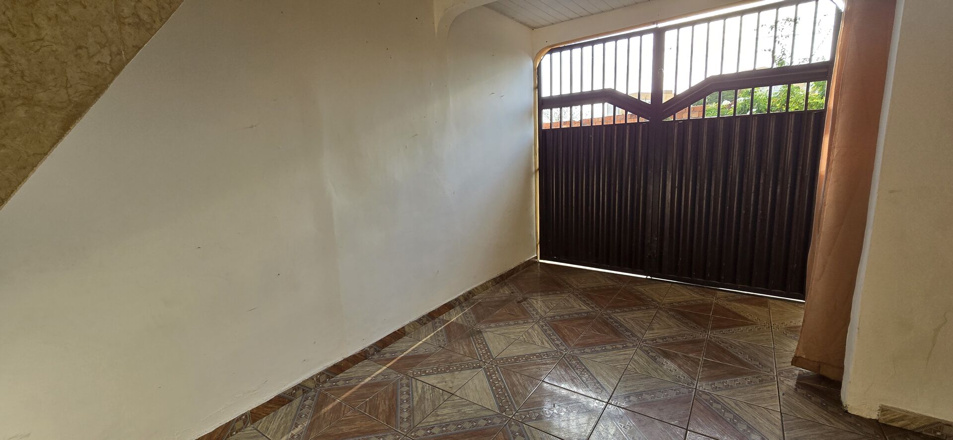 Casa à venda com 3 quartos, 200m² - Foto 3