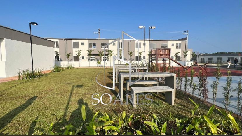 Casa à venda com 2 quartos, 53m² - Foto 5