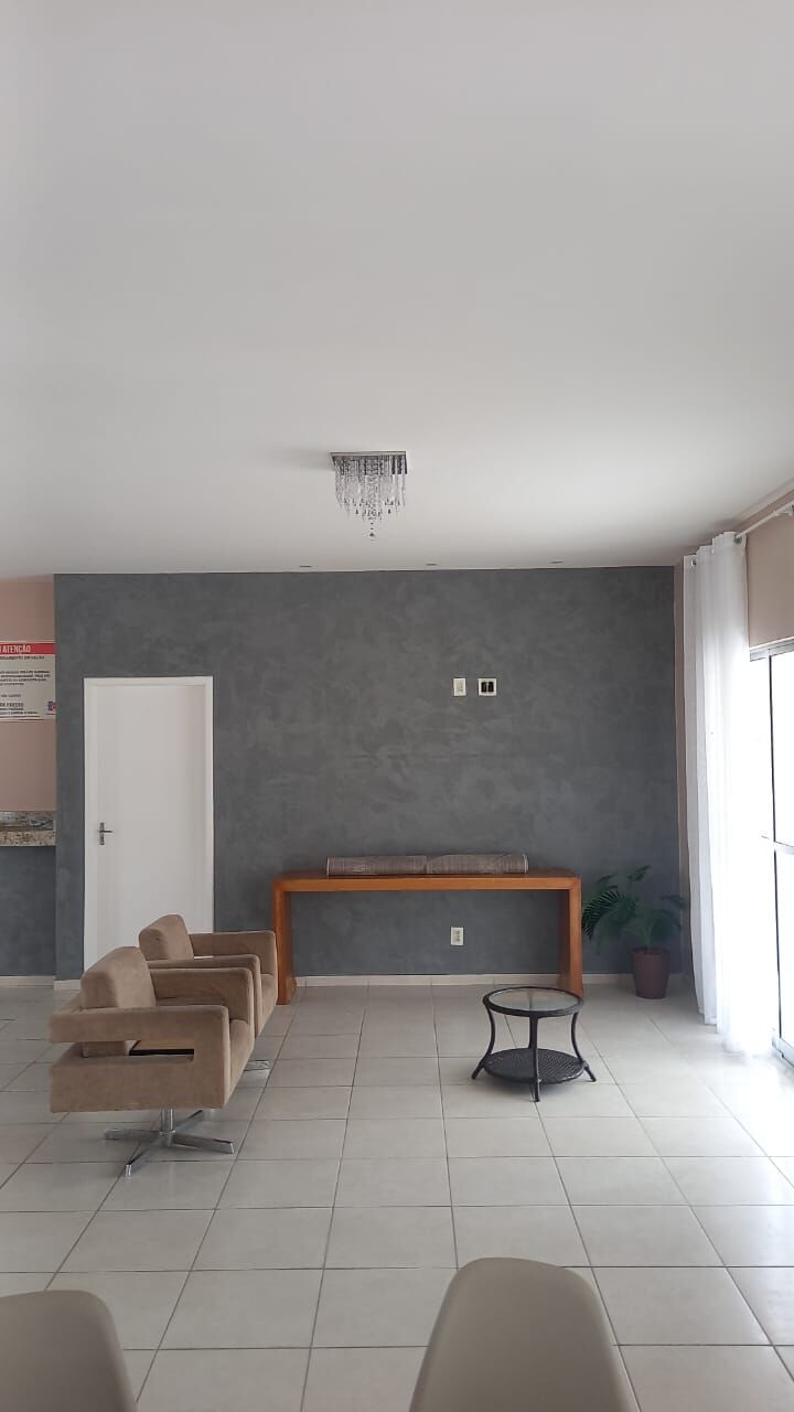 Apartamento à venda com 3 quartos, 75m² - Foto 1