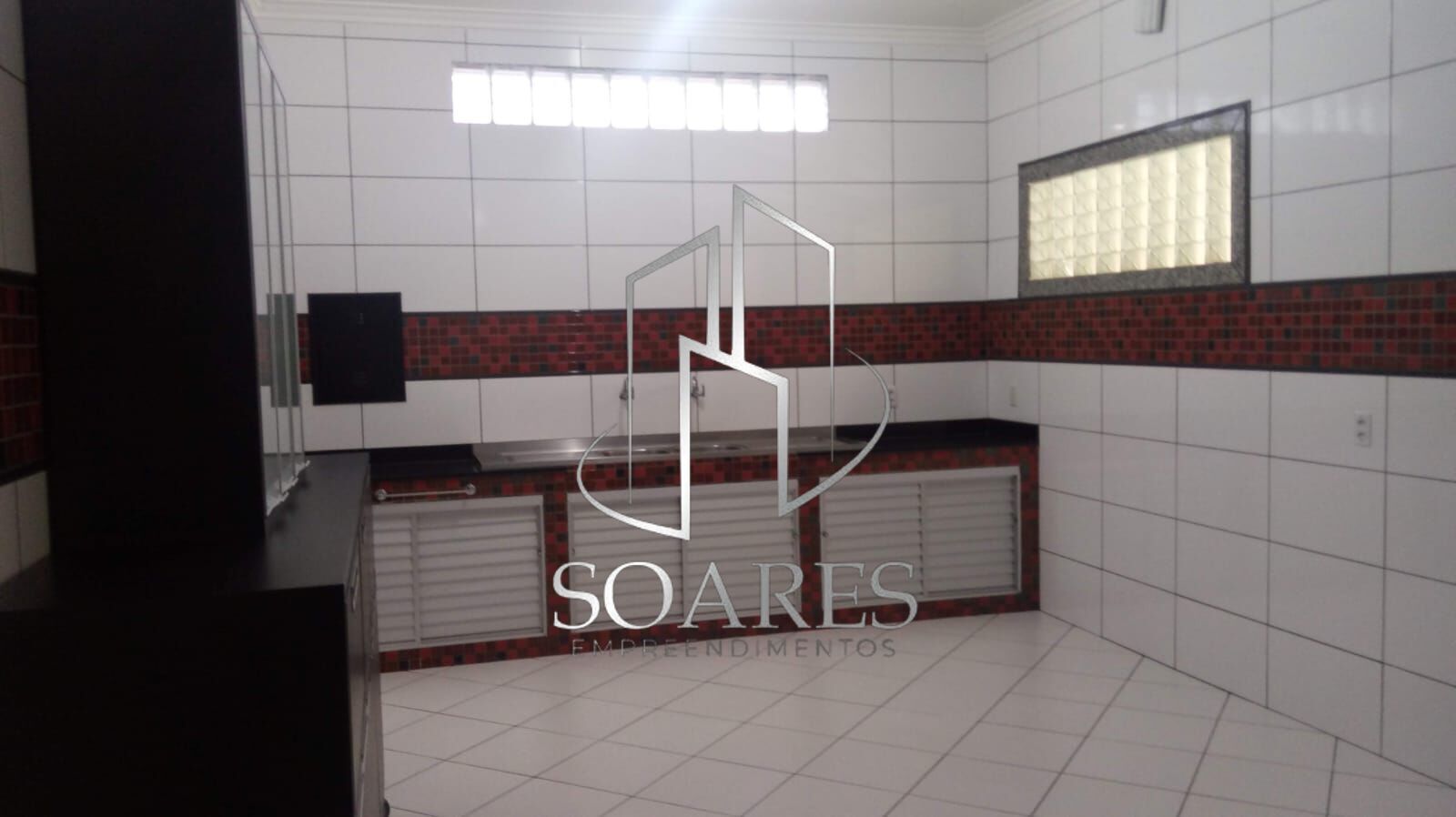 Casa à venda com 2 quartos, 200m² - Foto 12