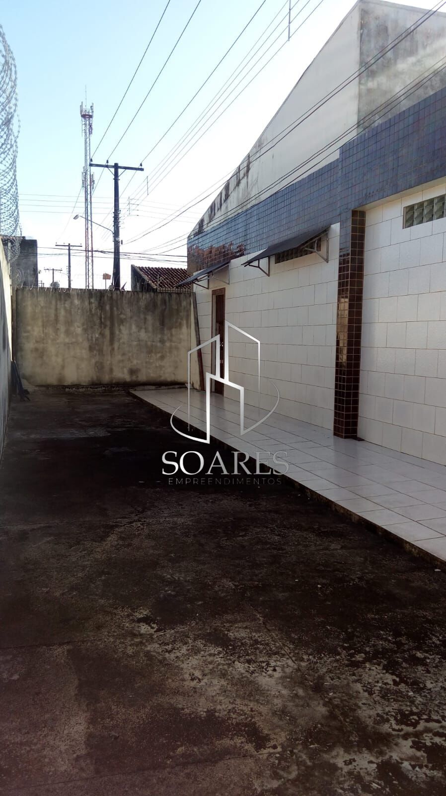 Casa à venda com 2 quartos, 200m² - Foto 3